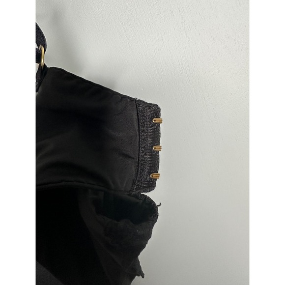 Victoria's Secret Push Up Bra Black Lace Detail Underwire Adjustable Straps 38D - Picture 13 of 13